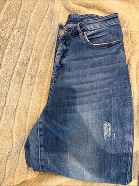Loft Distressed Blue Jeans- Ankle length